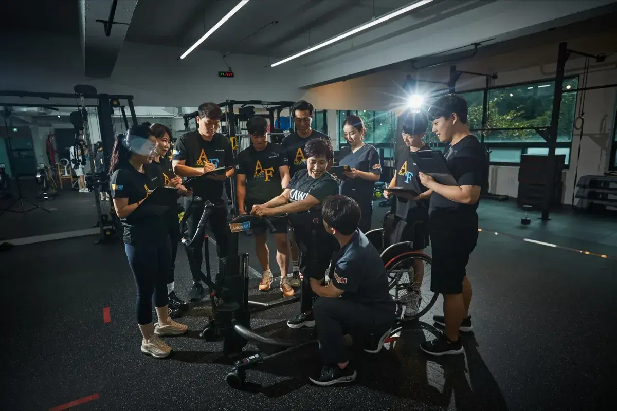 전문 코치진 기반 재활 운동 서비스