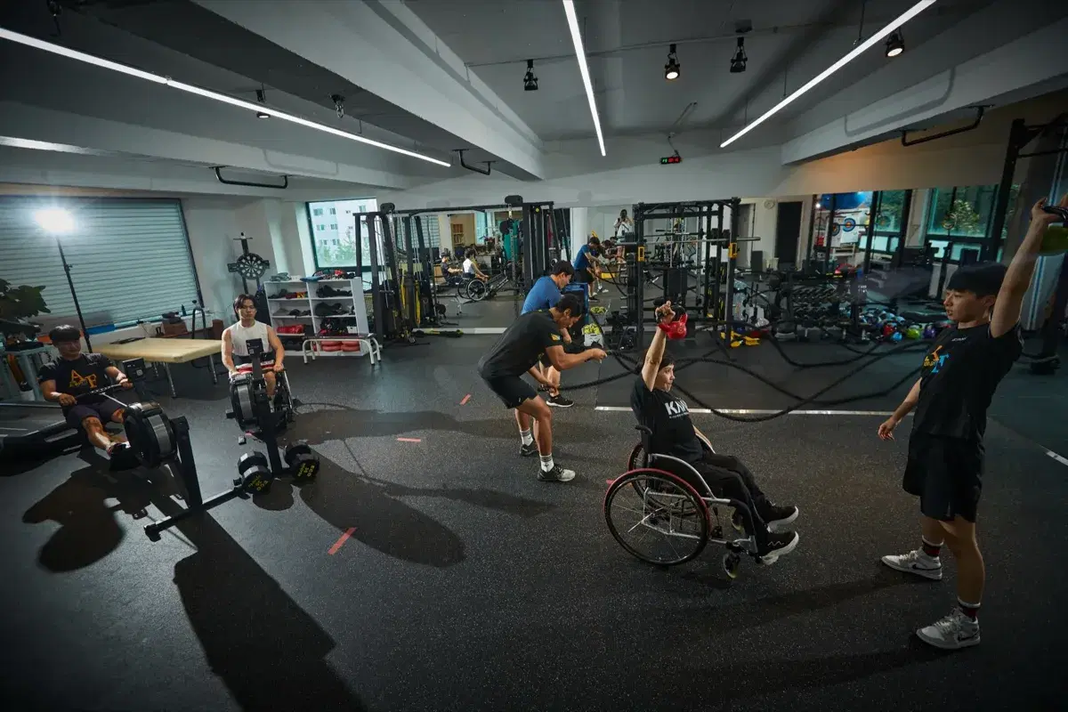 다양한 고객군 대상 서비스 운영 경험